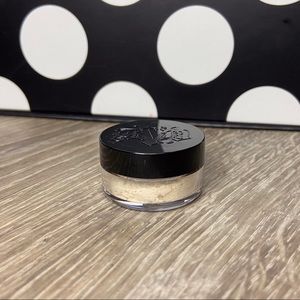⭐️ 5/$15 Kat Von D Lock it setting powder in translucent mini size 0.049 oz/1.4g